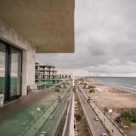Promenada - Beachfront Mamaia Nord Appartement Năvodari