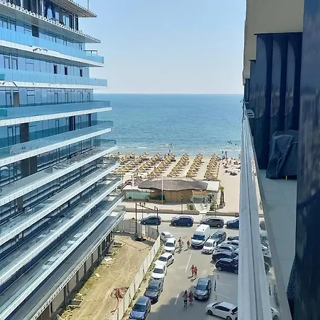 Promenada - Beachfront Mamaia Nord *