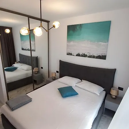 Promenada - Beachfront Mamaia Nord