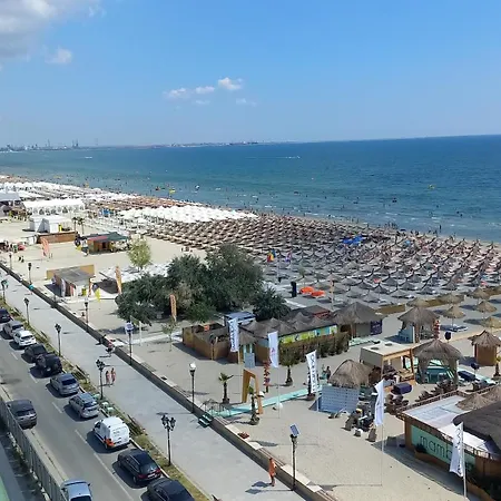 Promenada - Beachfront Mamaia Nord *